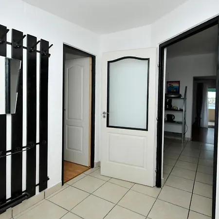 Apartment Sandra Trogir Exterior photo